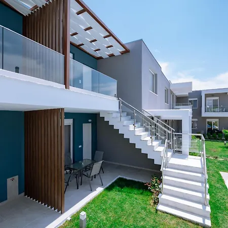 Perla Residential Complex * Ofrínion