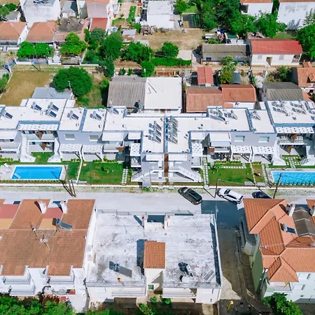 Perla Residential Complex Ofrínion