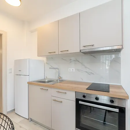 Perla Residential Complex アパート Ofrínion