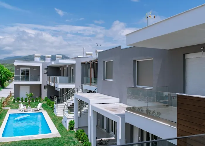 Perla Residential Complex Ofrinion
